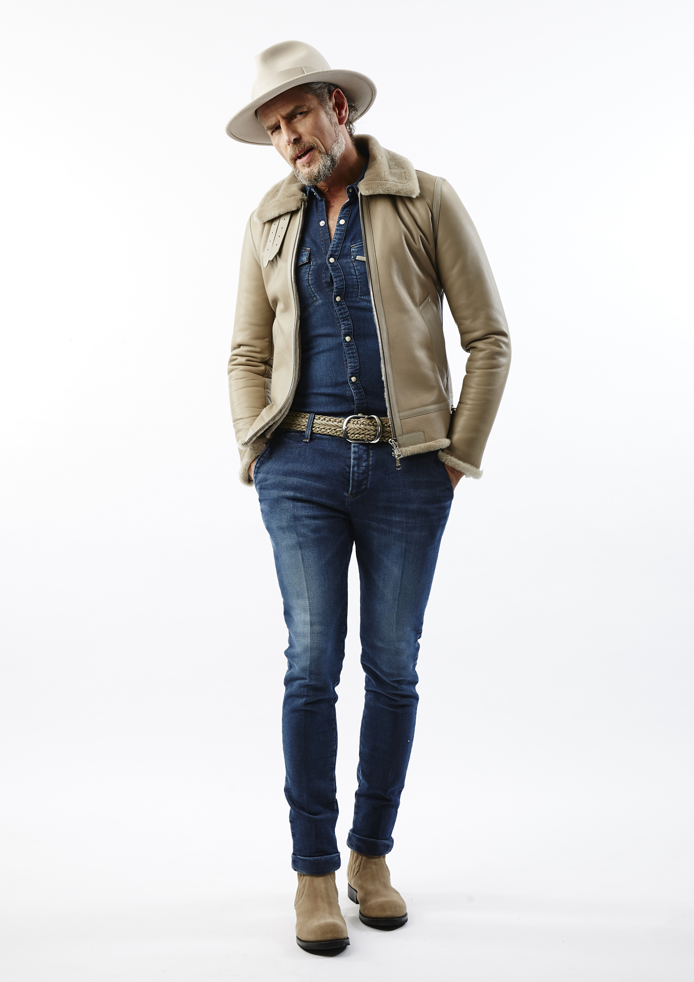 AKM DENIM COLLECTION | HardiVague information