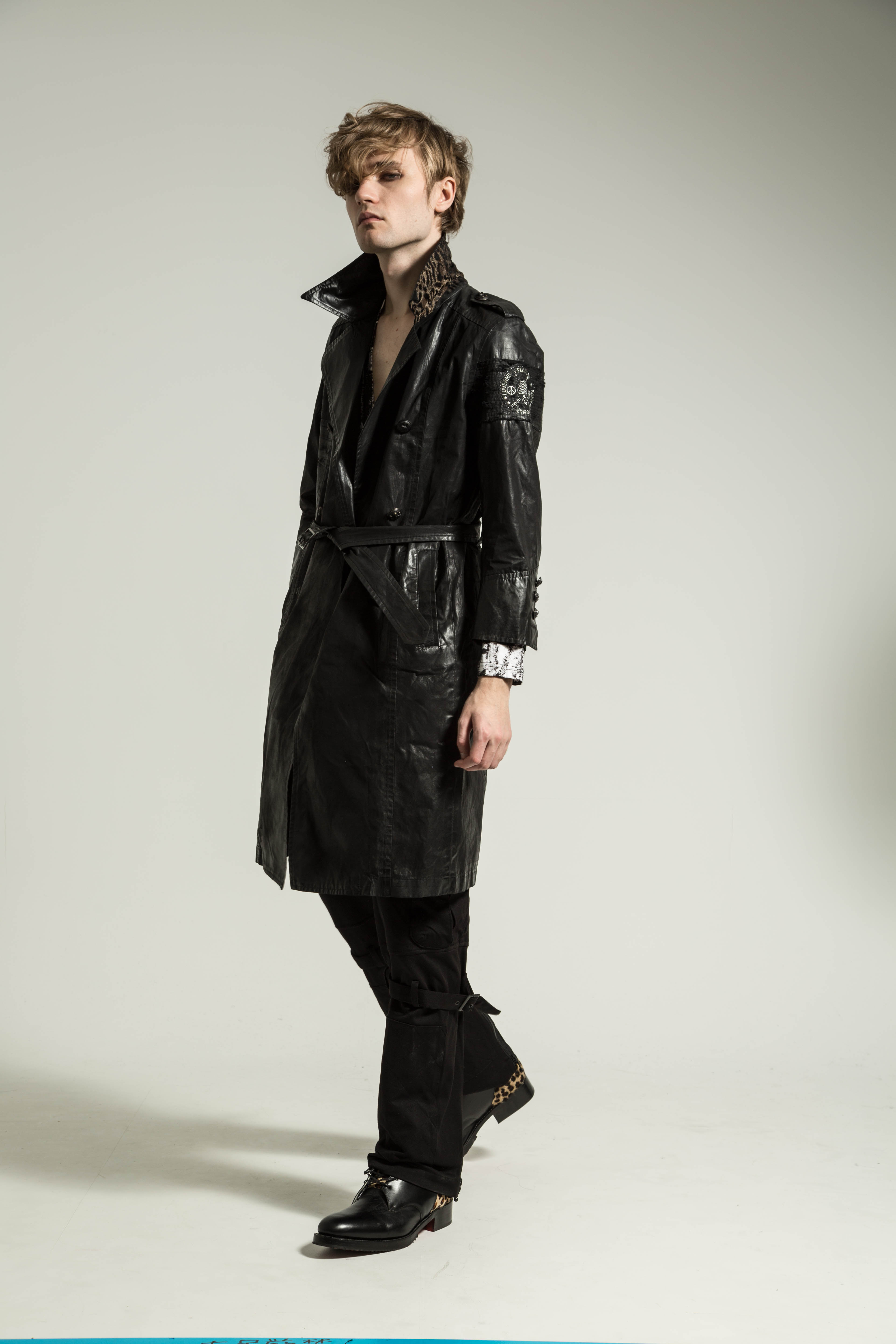 Roen『Coating Trench Coat』初秋から着れるライトアウターのトレンチコート2017-18AW collection