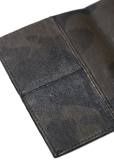 STAMPD LEATHER CAMO BLACK PASSPORT WALLET