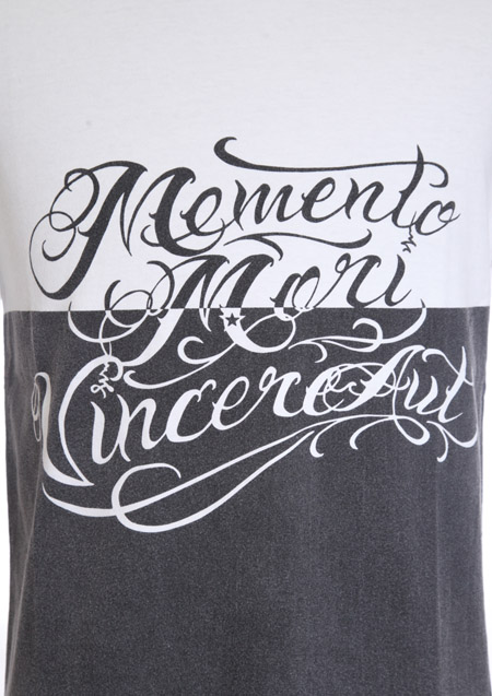 M SHORT SLEEVE VINTAGE STYLE T-SHIRTS (MEMENTO MORI VINCERE AUT)