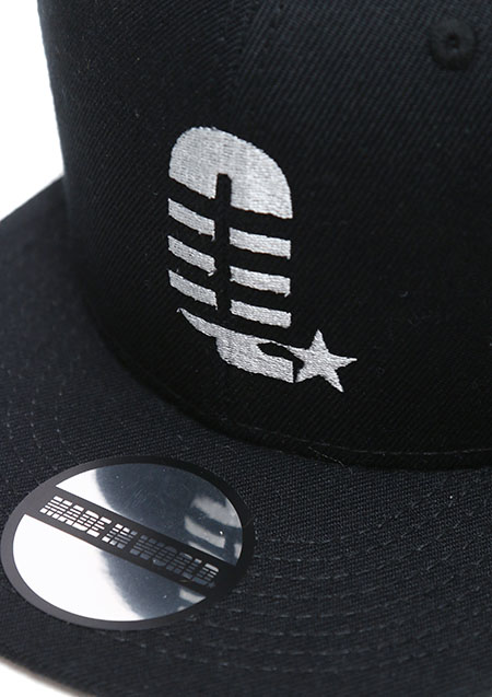 SNAP BACK CAP(Q☆)