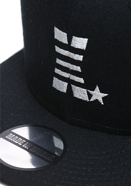 SNAP BACK CAP(X☆)