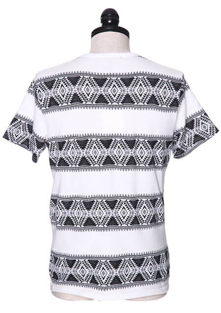 AKM ORIGINAL TRIBAL BORDER S/S V-NECK