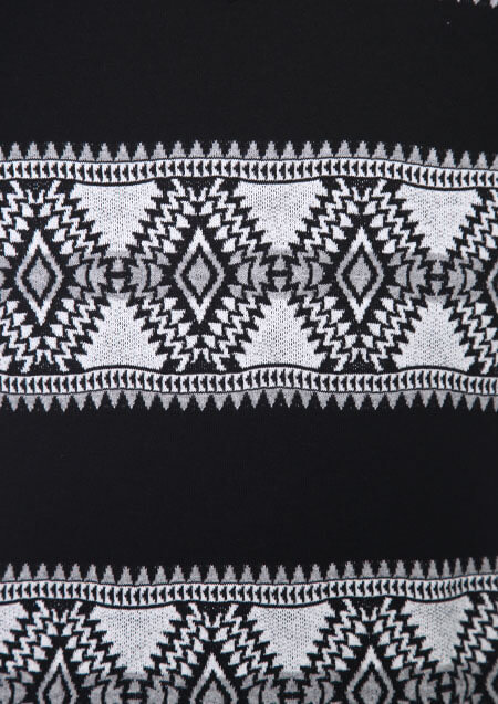 AKM ORIGINAL TRIBAL BORDER S/S V-NECK