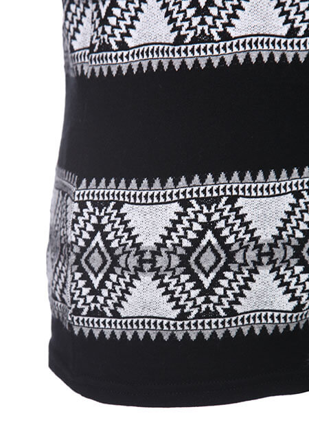 AKM ORIGINAL TRIBAL BORDER S/S V-NECK