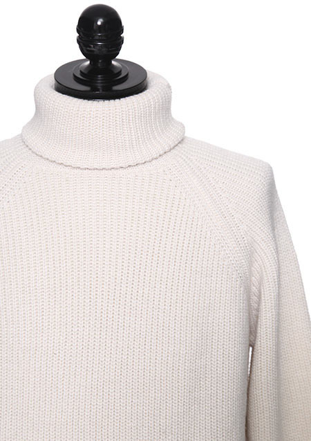 CHRISTIAN DADA RIBBED TURTLENECK KNIT SWEATER