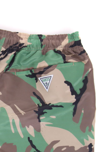 GUESS USA CAMOUFLAGE SHORT