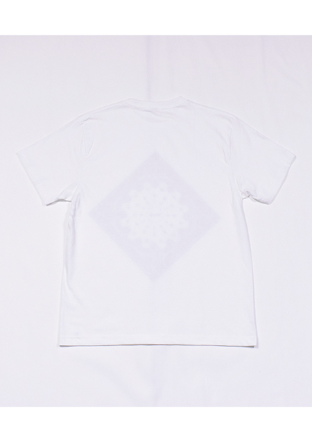 PAISLEY BANDANA T-SHIRT