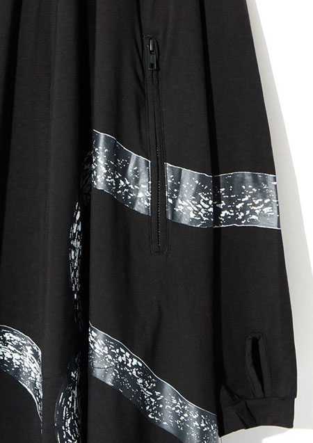 SWITCHBLAE SNAKE PRINT DRAPE PARKA | BLACK
