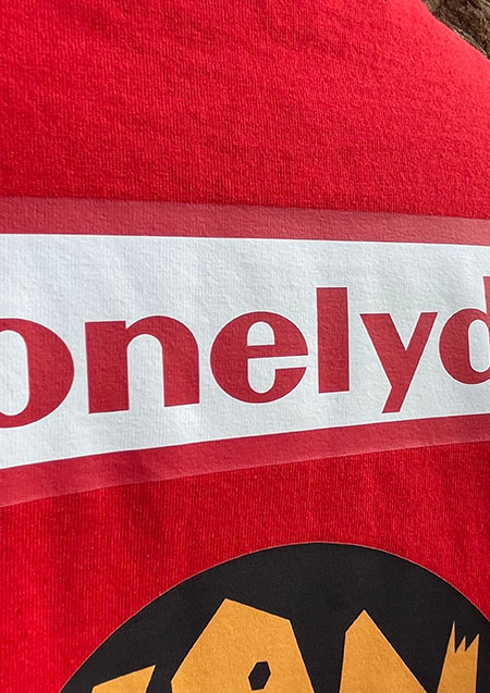 LONELY論理 HYBRID COLLABO TEE | RED