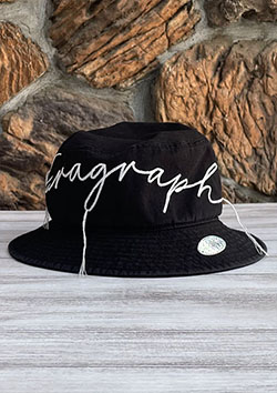 PARAGRAPH BUCKET HAT | BLACK