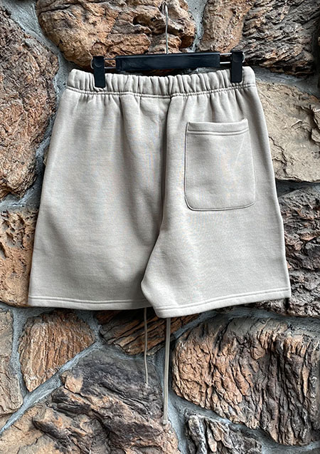 FOG ESSENTIALS 21SS SWEAT SHORTS | MOSS