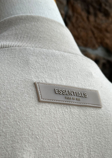 FOG ESSENTIALS 22SPRING 1POINT LOGO LS TEE