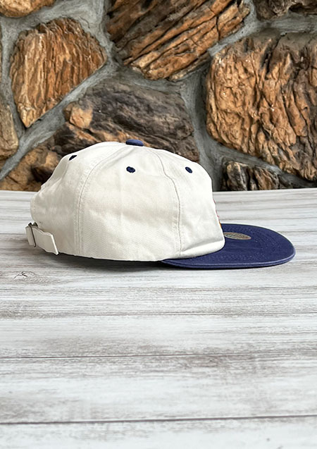 PARAGRAPH CAP | IVORY/NAVY