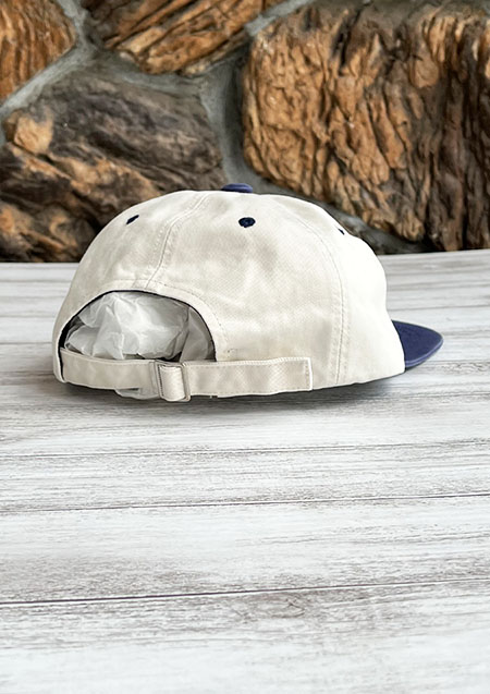 PARAGRAPH CAP | IVORY/NAVY