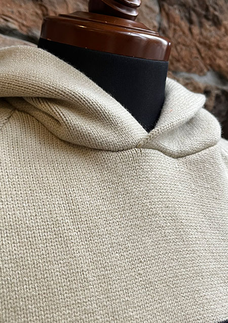 FOG ESSENTIALS 22SS 1977 HOODIE KNIT | WHEAT