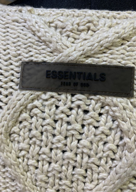 FOG ESSENTIALS 22FW CABLE KNIT CREW NECK | EGG SHELL