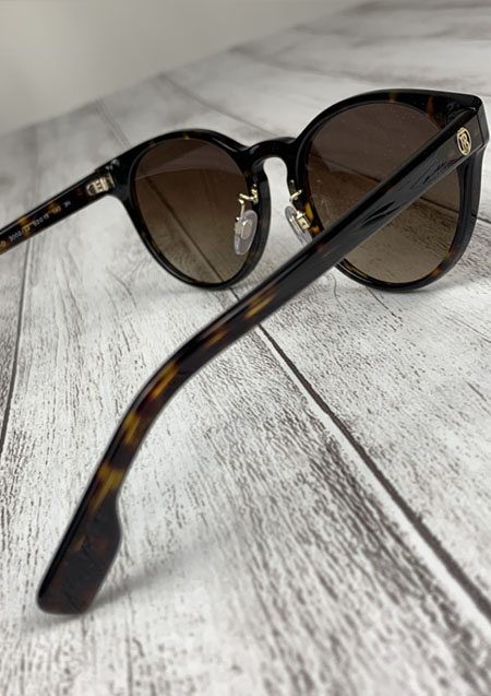 BURBERRY SUNGLASSES