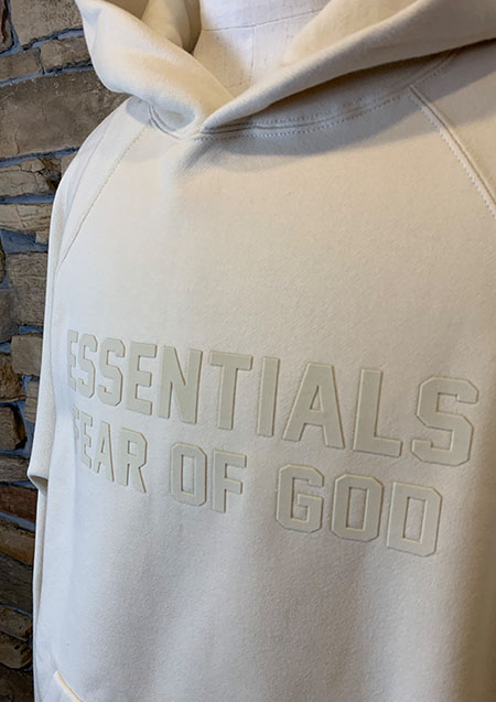 FOG ESSENTIALS 22FW FRONT LOGO SWEAT HOODIE | EGG SHELL