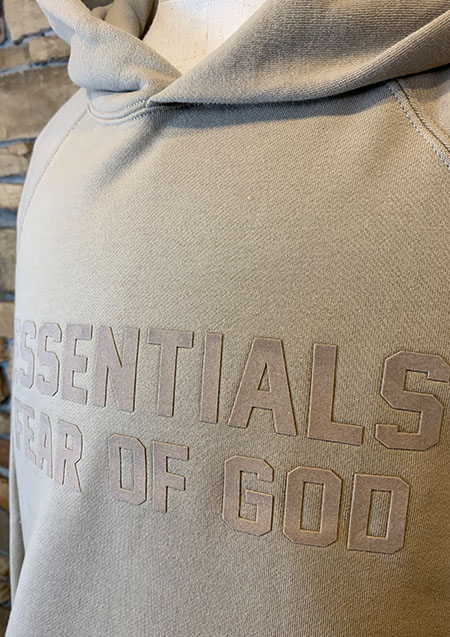 FOG ESSENTIALS 22FW FRONT LOGO SWEAT HOODIE | SMOKE