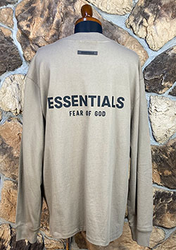 FOG ESSENTIALS BACK LOGO LS TEE | TAPUE