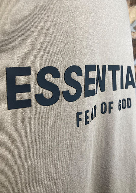 FOG ESSENTIALS BACK LOGO LS TEE | TAPUE