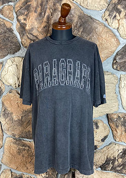 PARAGRAPH PATCH LOGO TEE | CHARCOAL