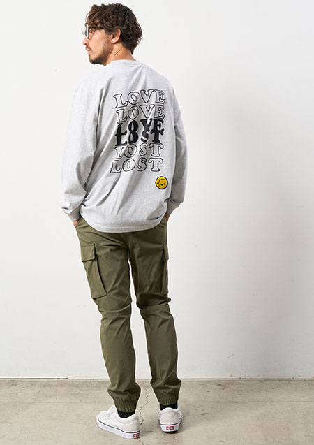 STUD MUFFIN 5.6ozコットン天竺 BEBYLパッチ&シークイン LOVELOST プリント LS Tシャツ | ASH