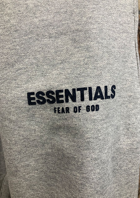 FOG ESSENTIALS 22SS RELAXED SWEAT PANTS | DK/OATMEAL 