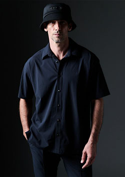 1PIU1UGUALE3 S/S  BIG SHIRTS | 99BLACK