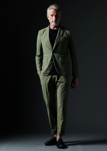 1PIU1UGUALE3 MOBILE JKT | 67KHAKI