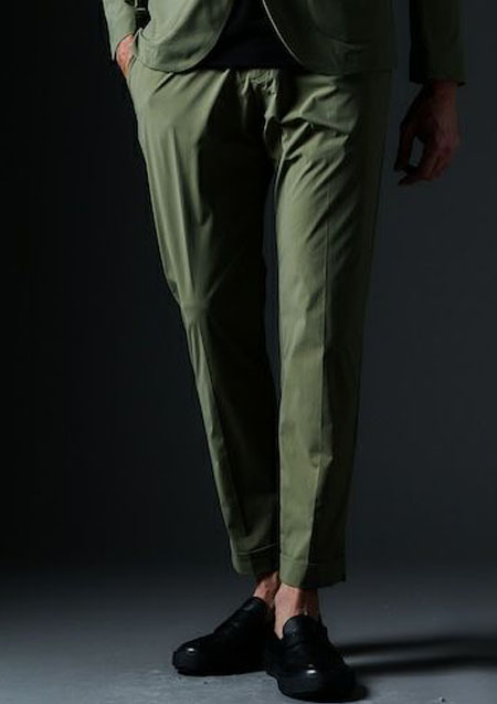 1PIU1UGUALE3 MOBILE SLACKS | 67KHAKI