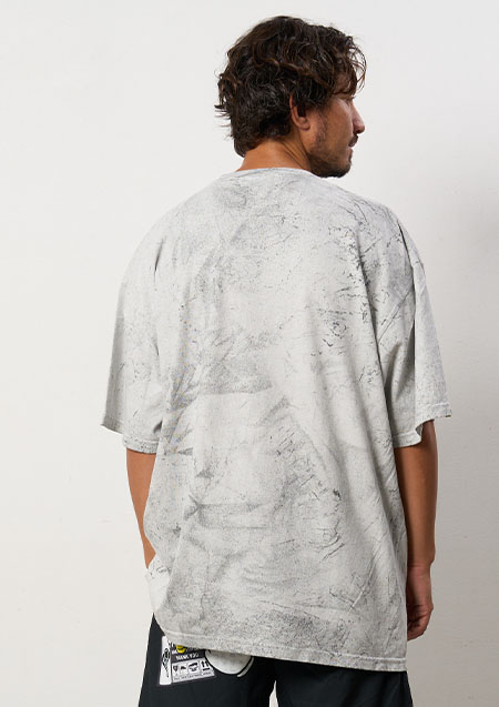 Stud Muffin 7oz ピグメントウォッシュドコットン天竺 スターグラムフォームプリント SS Tシャツ | LIGHTGREY