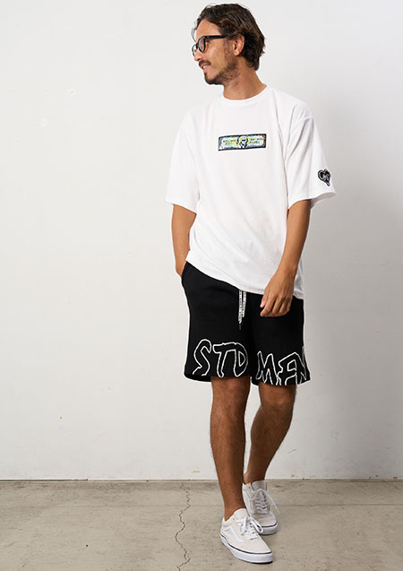Stud Muffin TCパイル スマイリーシークイン SS Tシャツ | WHITE