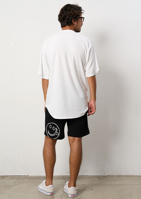 Stud Muffin TCパイル スマイリーシークイン SS Tシャツ | WHITE
