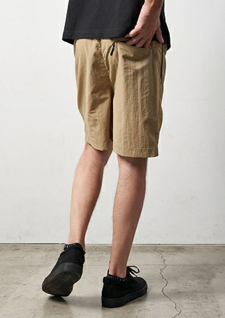 STUD MUFFIN ナイロングランクロス GOLFスマイリーサガラショートパンツ | BEIGE