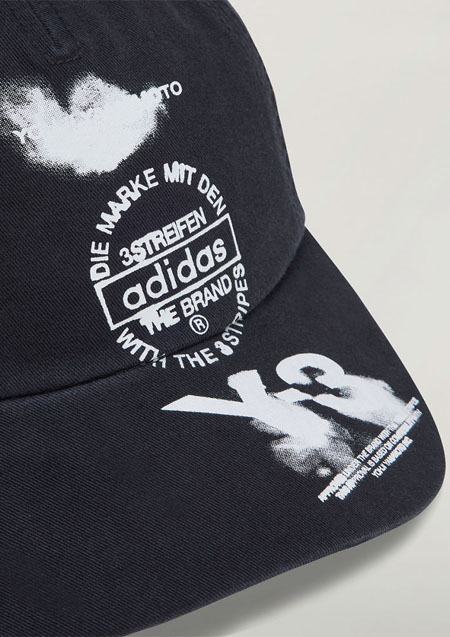 Y-3 GRAPHIC CAP | BLACK