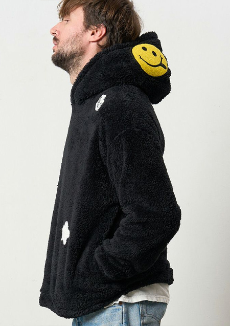 STUD MUFFIN コーラルフリースボア マルチパッチワークプルパーカー | BLACK