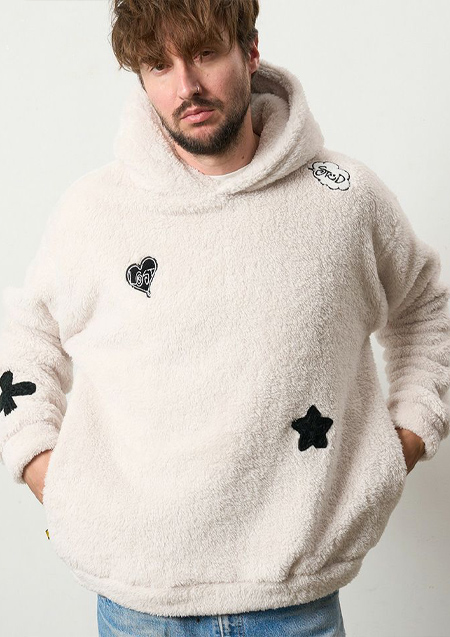 STUD MUFFIN コーラルフリースボア マルチパッチワークプルパーカー | OFF WHITE