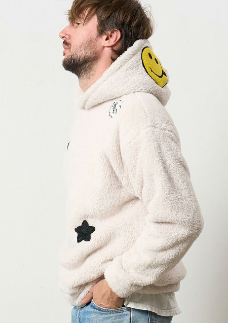 STUD MUFFIN コーラルフリースボア マルチパッチワークプルパーカー | OFF WHITE