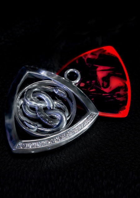 VELVET LOUNGE OUROBOROS PICK NECKLACE / MODEL [ D ] / STANDARD TYPE (CZ)