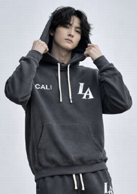 GOTHAM NYC 6.4oz Garment Dyed Hood | V.BLACK