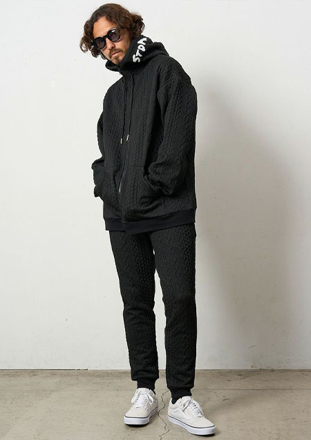 STUD MUFFIN ケーブルジャガードダブルフェイス サガラ刺繍リブパンツ | BLACK