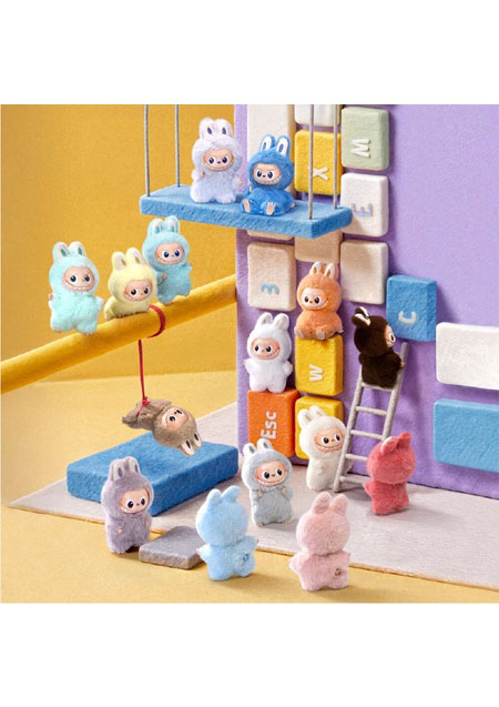 POPMART LABUBU 4.0 Pin for Love (ラブ)N-Z