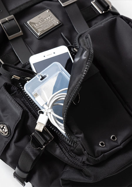 MAKAVELIC DOUBLE BOTTLES BACKPACK | BLACK