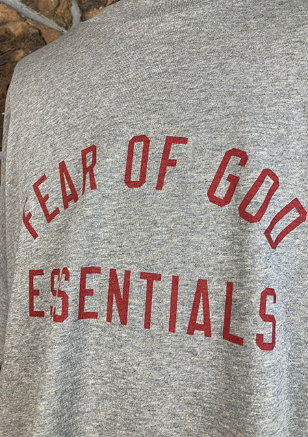 FOG ESSENTIALS 24FW ARCH LOGO LS TEE | DK/H.GREY