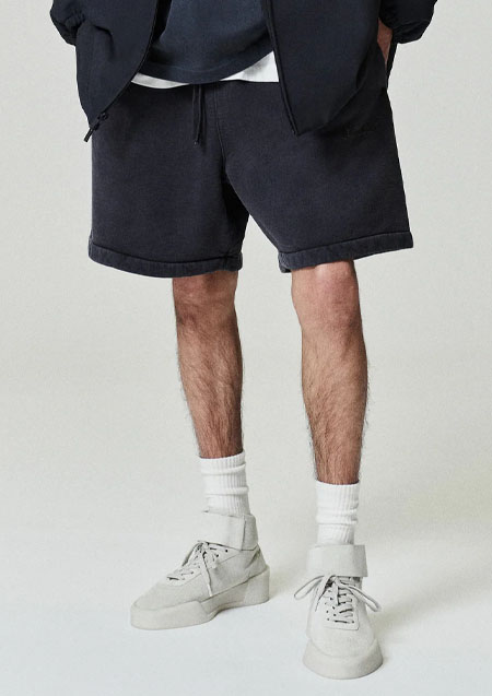 FOG ESSENTIALS Signature 90s Short Sleeve Tee  | FADED BLACK