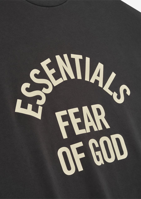 FOG ESSENTIALS Campus 90s Short Sleeve Tee | FADED BLACK¥¥