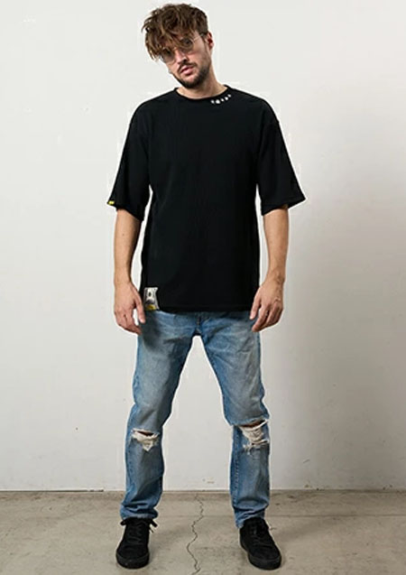 STUD MUFFIN スタッドマフィン コットンヘビーワッフル ワンポイント刺繍 オーバーサイズSSシャツ | BLACK