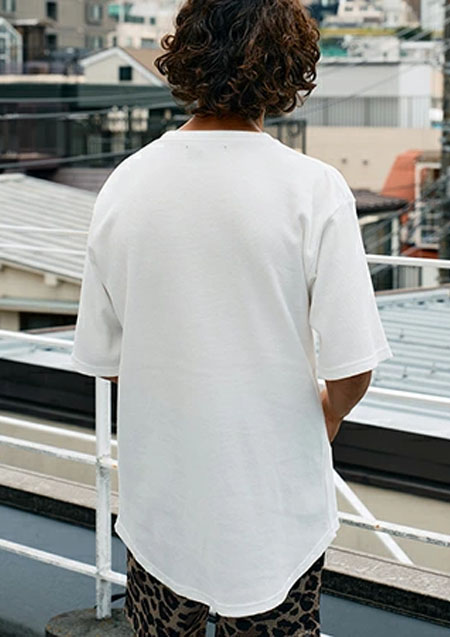 STUD MUFFIN スタッドマフィン コットンヘビーワッフル ワンポイント刺繍 オーバーサイズSSシャツ | WHITE